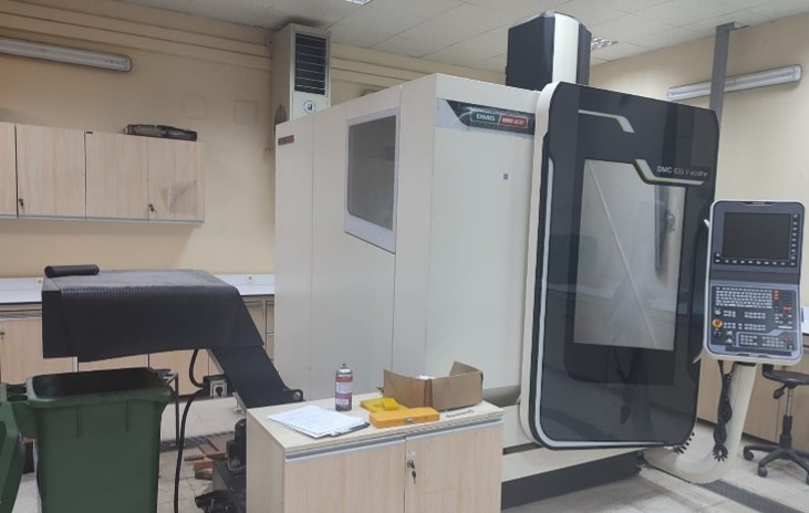CNC Vertical Machining Center